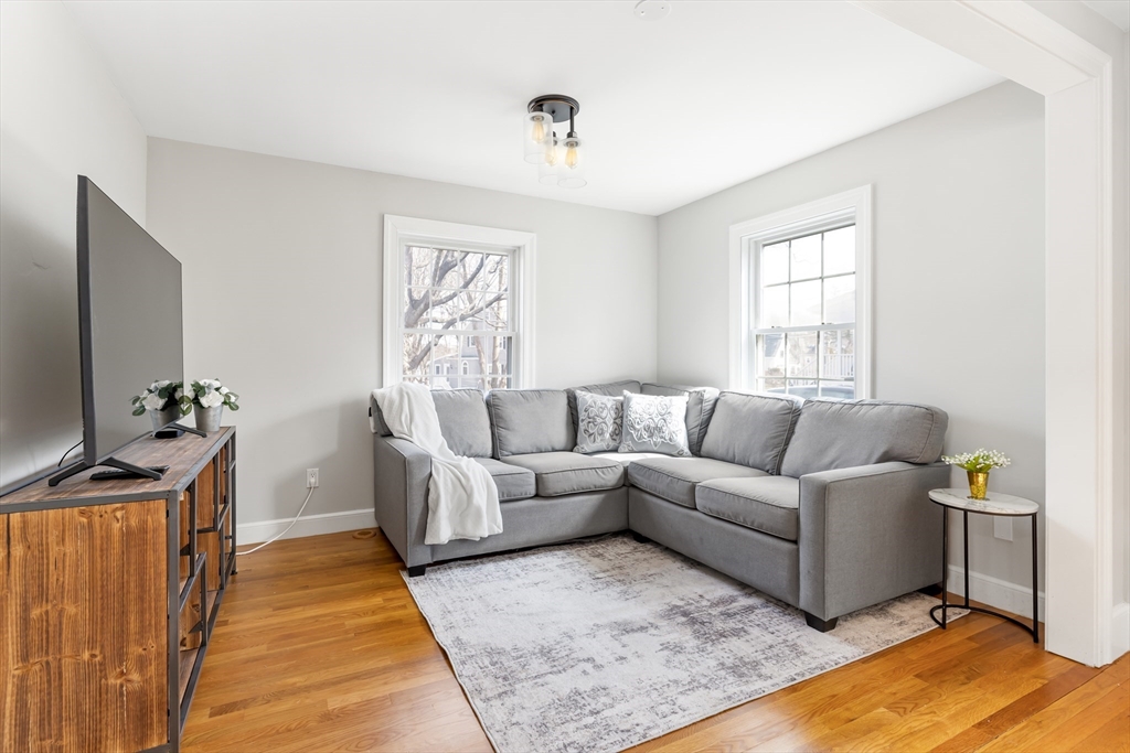 4 Greenough Street Needham, MA 02494 - Photo 13 of 39