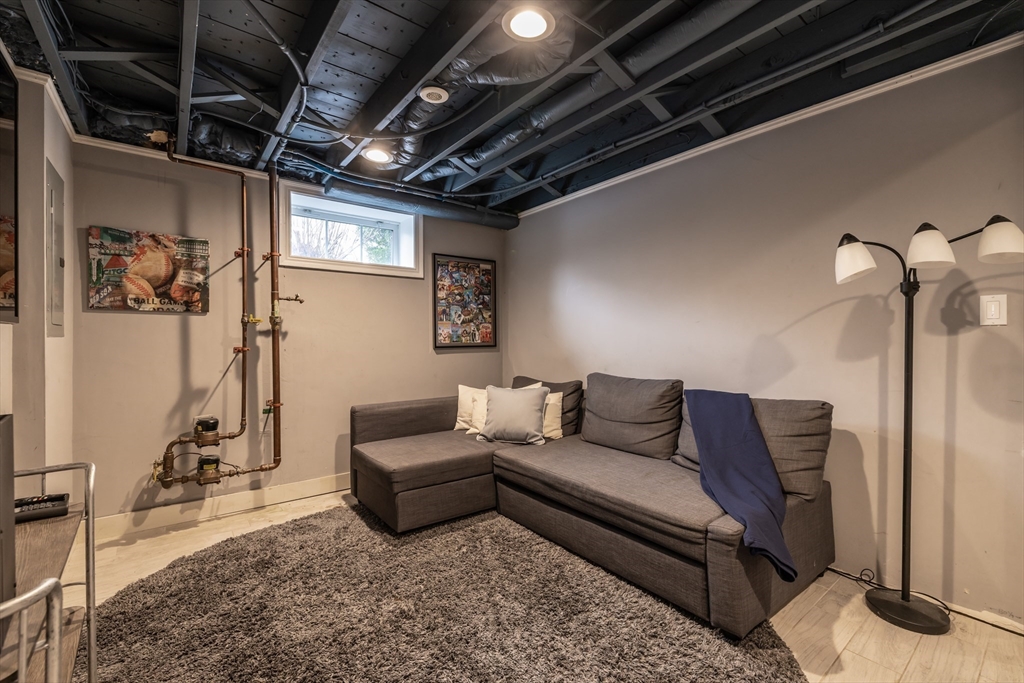 4 Greenough Street Needham, MA 02494 - Photo 32 of 39