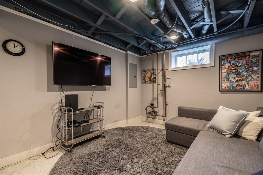 4 Greenough Street Needham, MA 02494 - Photo 33 of 39