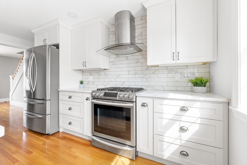 4 Greenough Street Needham, MA 02494 - Photo 6 of 39