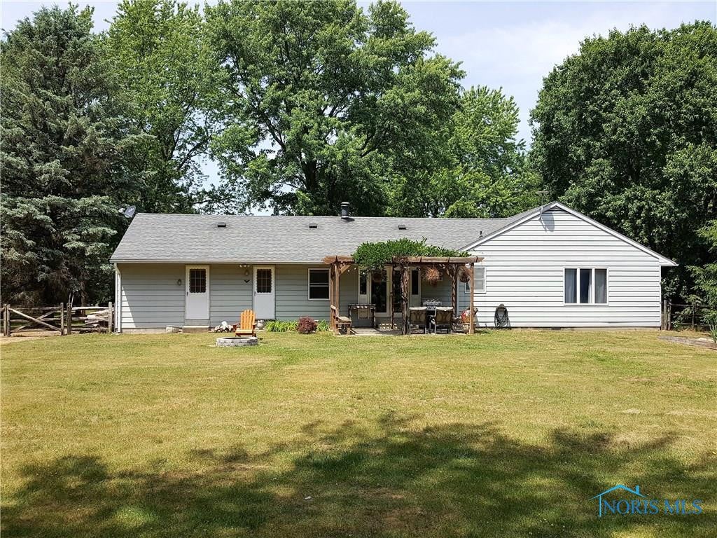 2423 County Road East Swanton, OH 43558 - Photo 2 of 8 Gallery Image 2