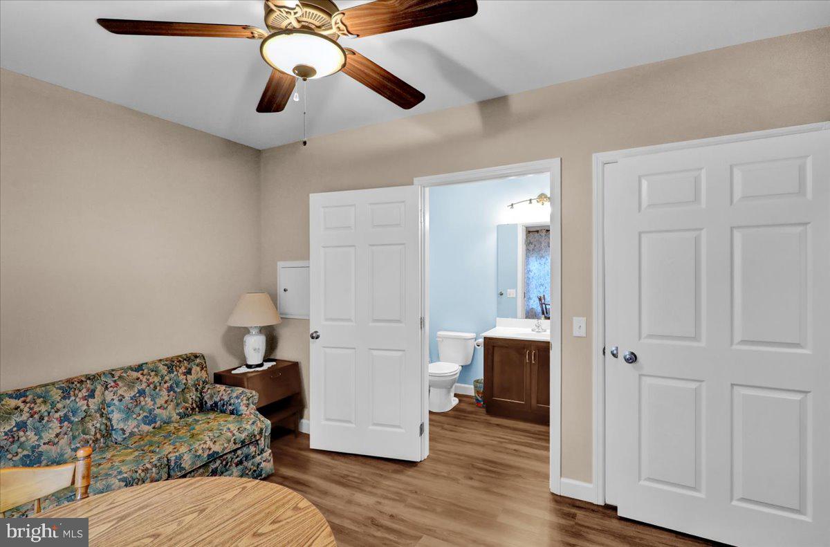 640 Ebersole Road Reading, PA 19605 - Photo 9 of 27 1st floor bedroom w/ full bath & walk-in closet