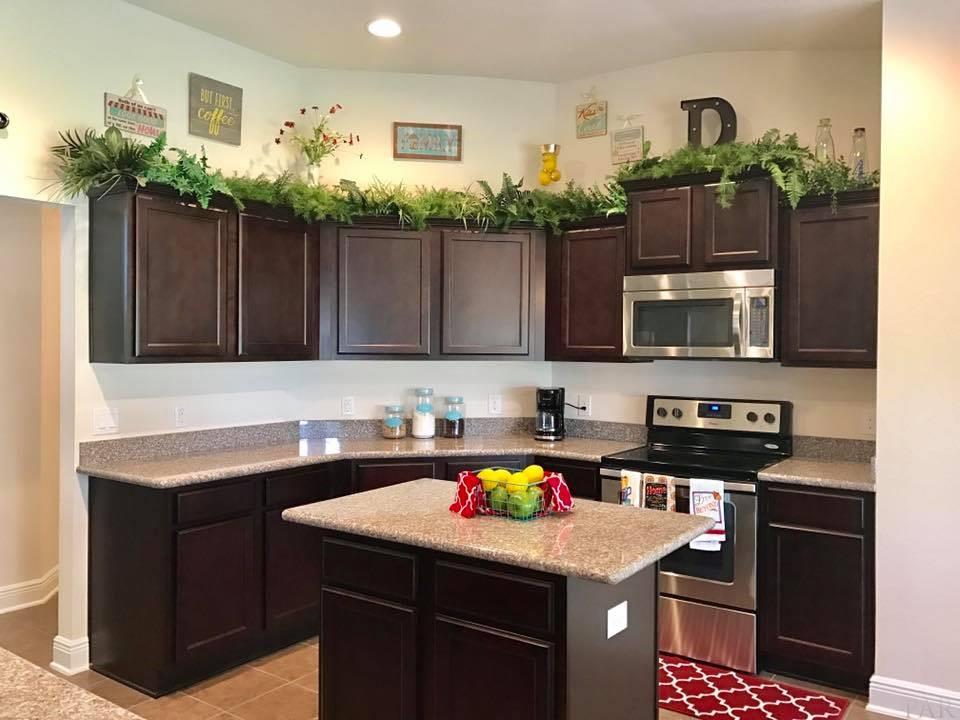 5673 Cane Syrup Circle Pace, FL 32571 - Photo 3 of 16