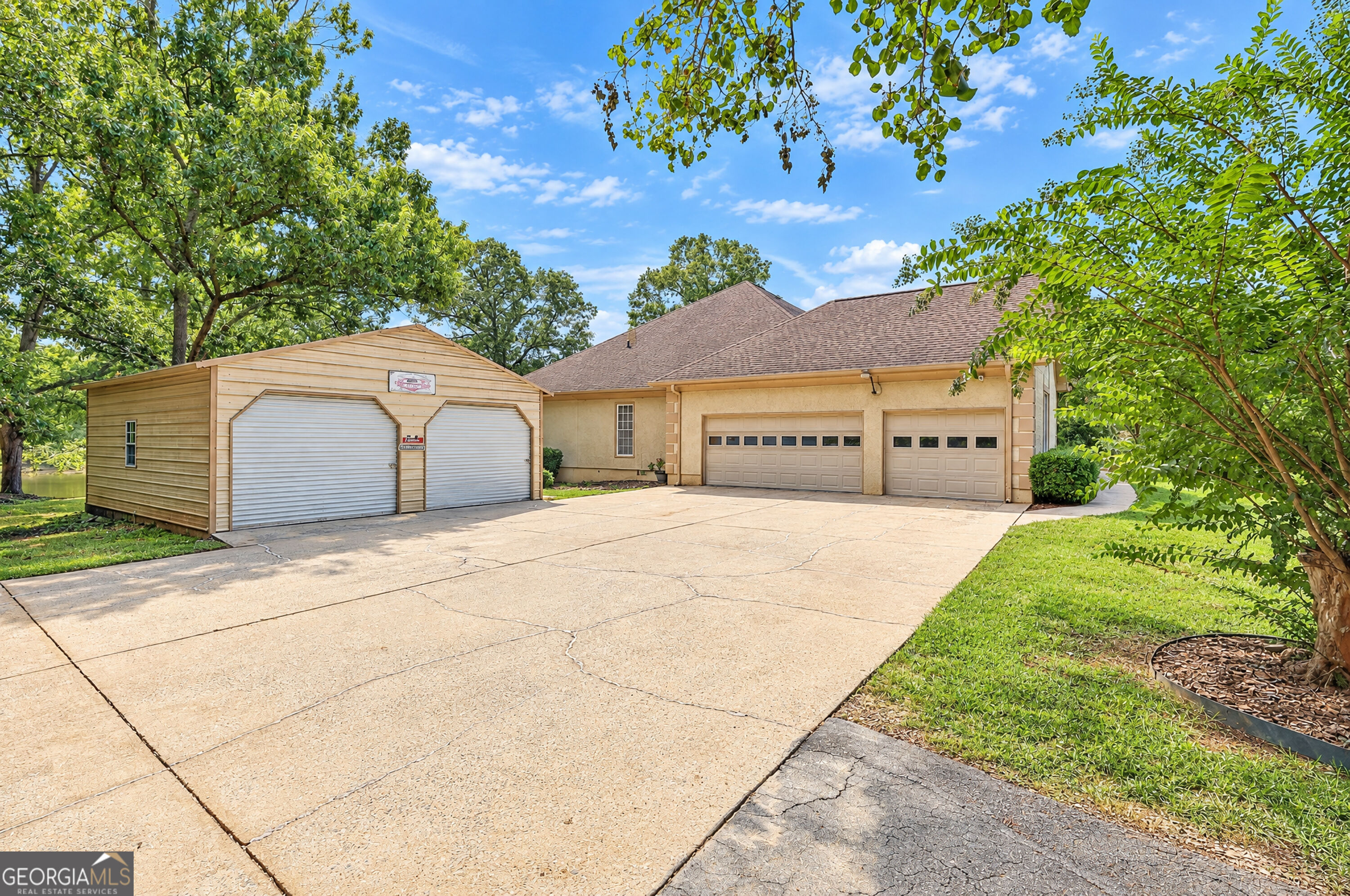 415 West McIntosh Road Brooks, GA 30205 - Photo 9 of 58 Gallery Image 9