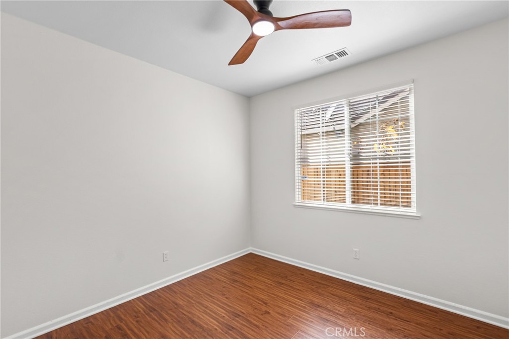 307 Noble Drive Merced, CA 95348 - Photo 14 of 31 Bedroom 3