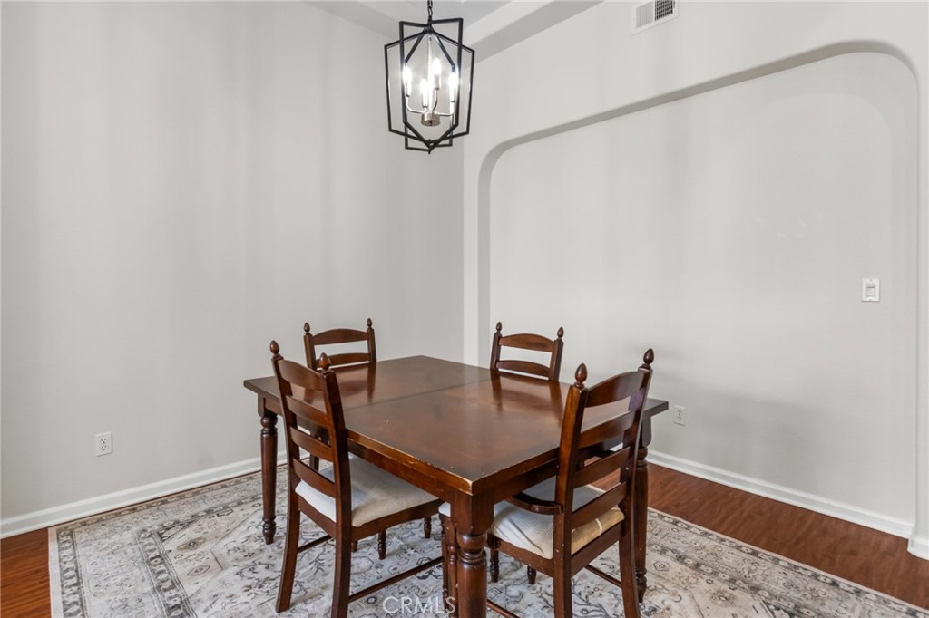 307 Noble Drive Merced, CA 95348 - Photo 9 of 31 Formal Dinning