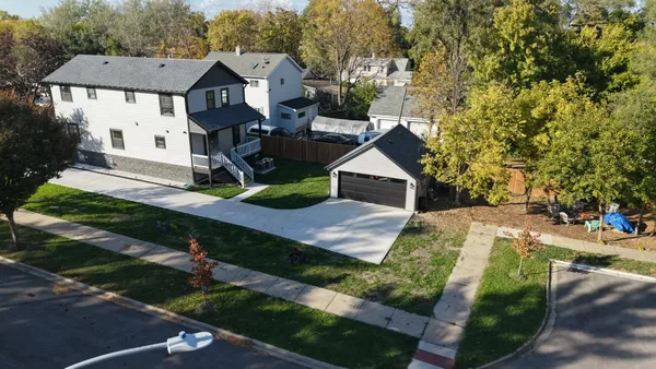 $575,000 | 859 John Street, Bensenville, IL 60106
