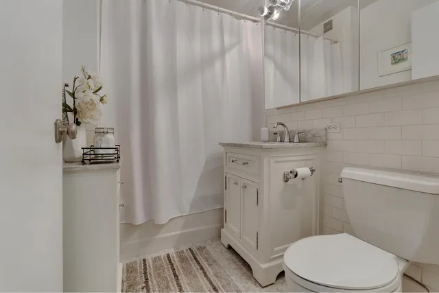 $900,000 | 99 John Street, Unit 425 | Financial District