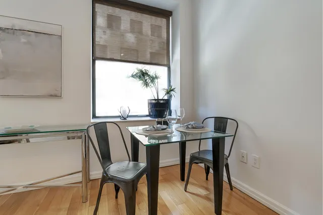 $900,000 | 99 John Street, Unit 425 | Financial District