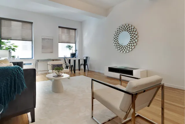 $900,000 | 99 John Street, Unit 425 | Financial District