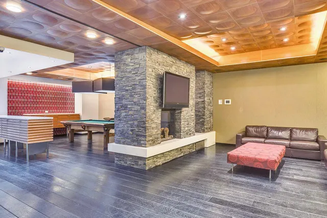 $900,000 | 99 John Street, Unit 425 | Financial District