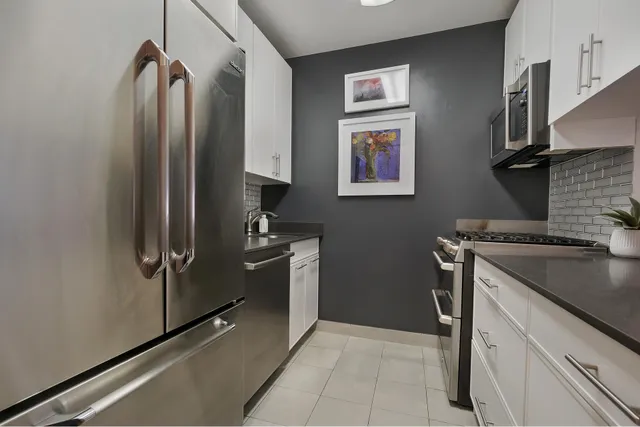 $900,000 | 99 John Street, Unit 425 | Financial District