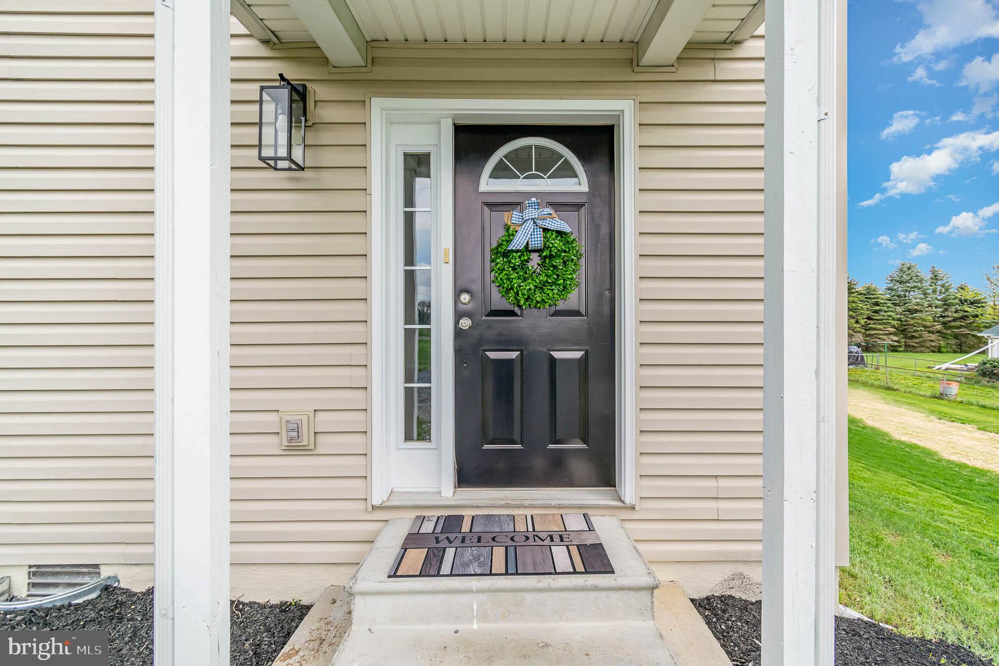 185 Oakhill Road Carlisle, PA 17015 - Photo 2 of 26 Gallery Image 2