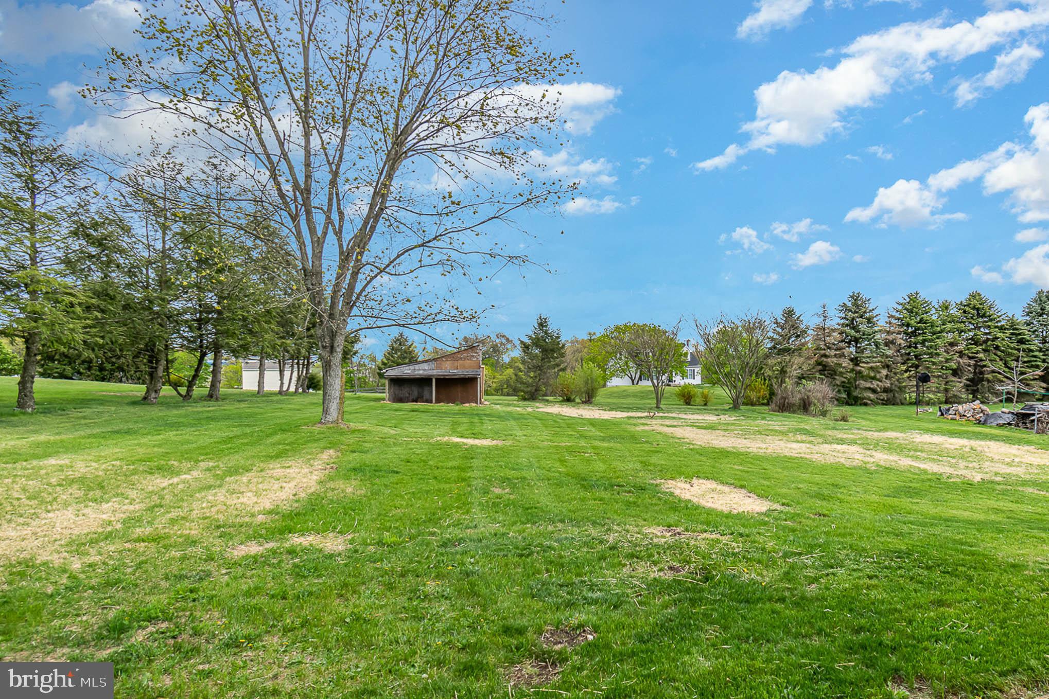185 Oakhill Road Carlisle, PA 17015 - Photo 25 of 26 Gallery Image 25