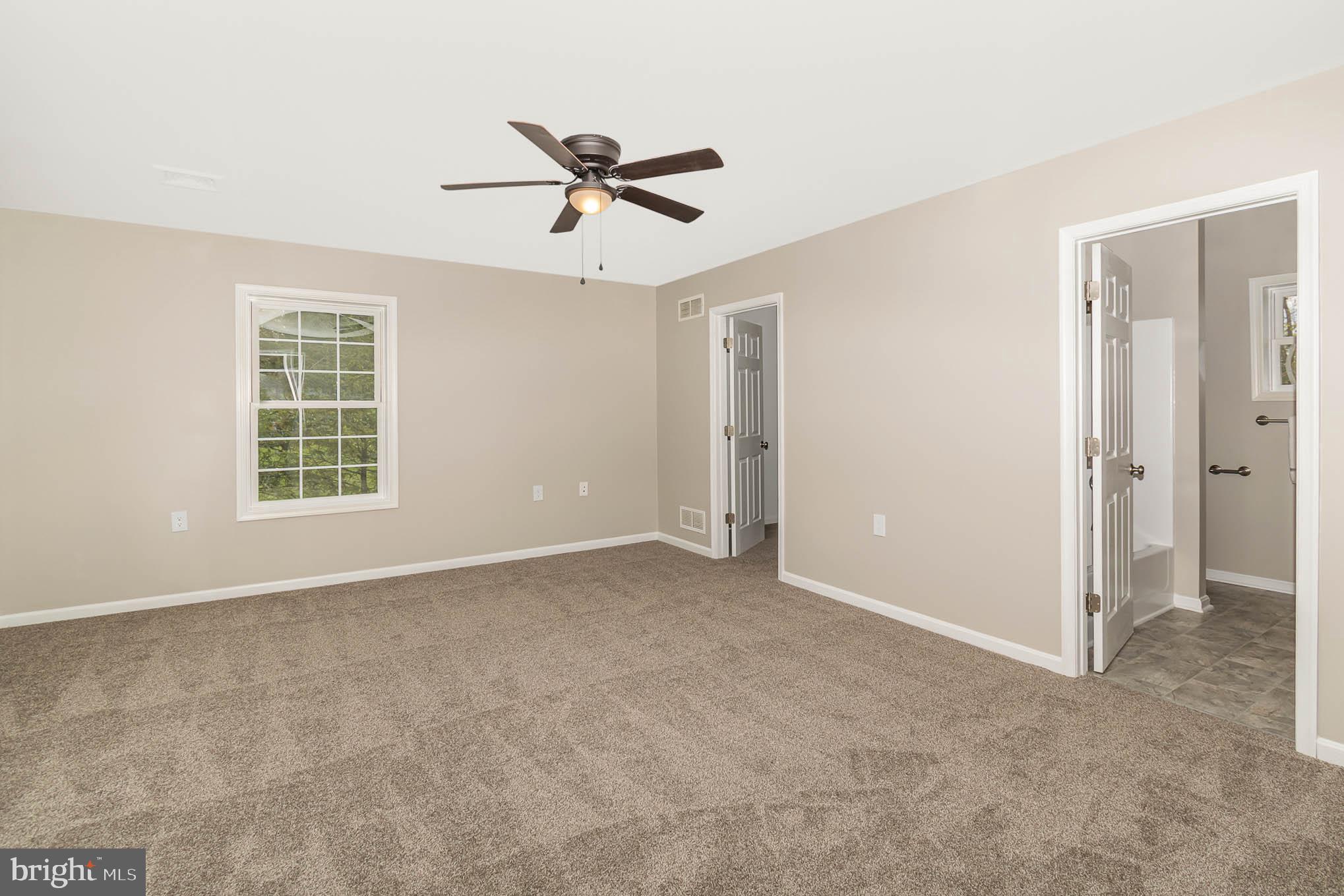 185 Oakhill Road Carlisle, PA 17015 - Photo 10 of 26 Gallery Image 10