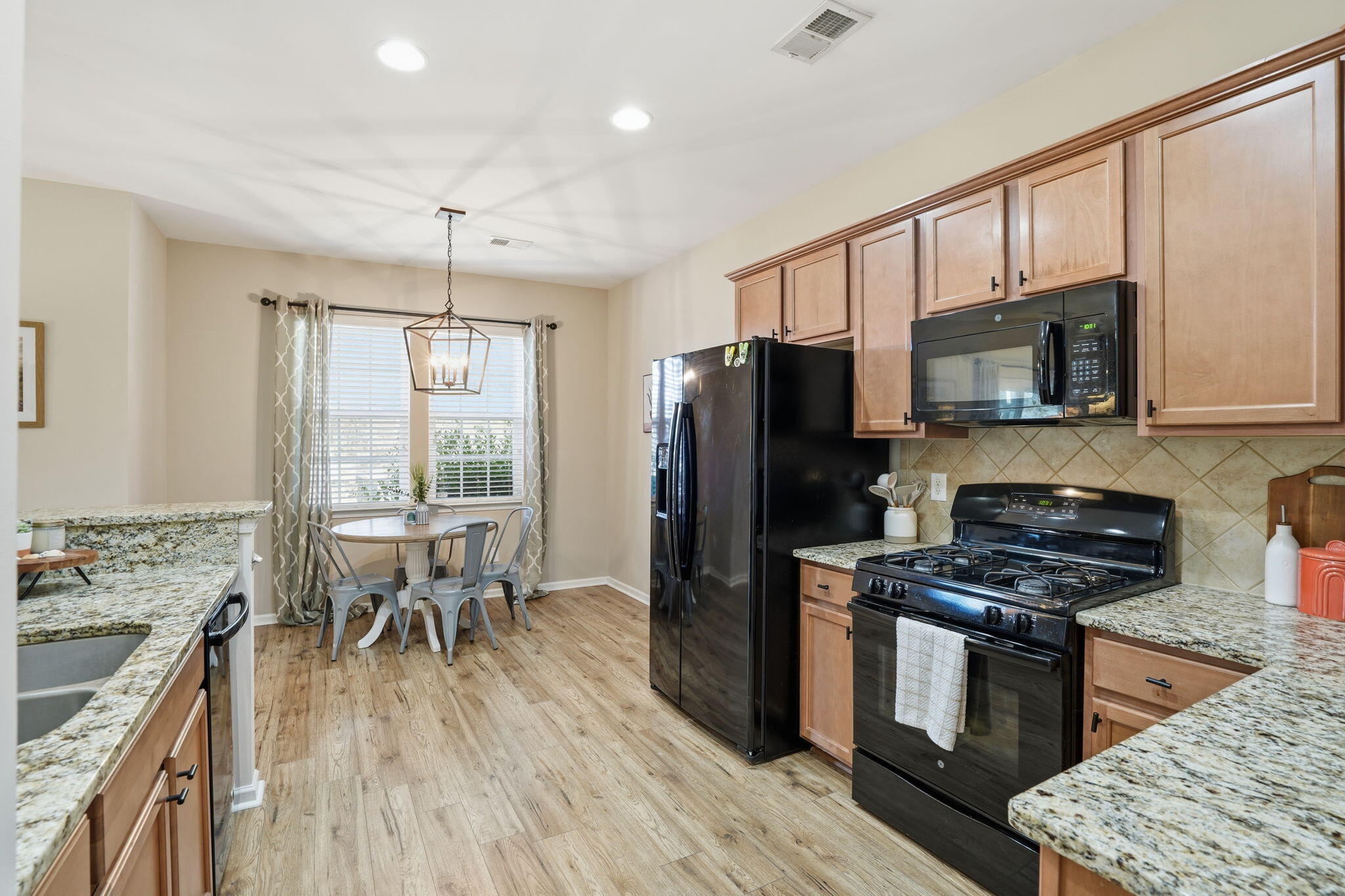 9672 Spencer Woods Road Ladson, SC 29456 - Photo 11 of 30 14-web-or-mls-013_DSC09719