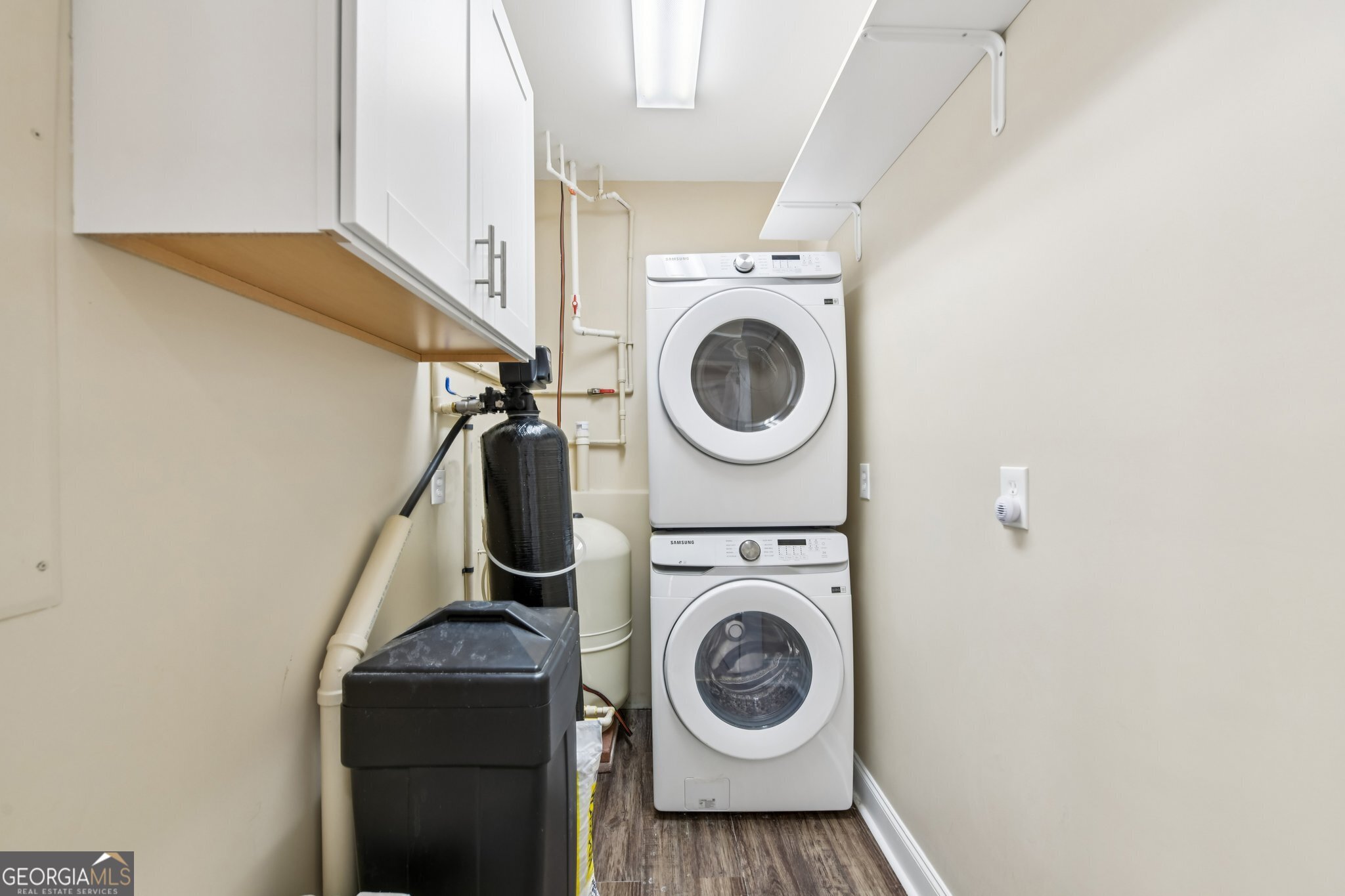 590 Ridge Road Dawsonville, GA 30534 - Photo 50 of 79 a utility room with dryer and washer