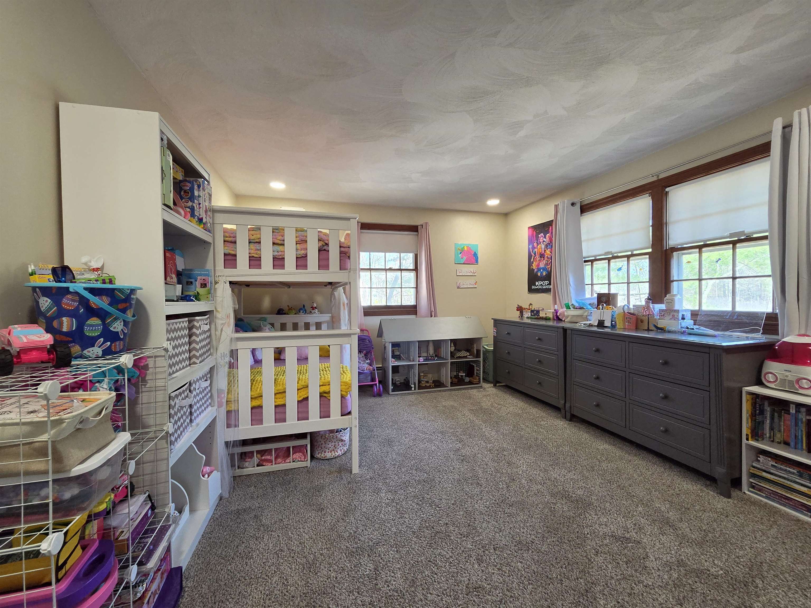 22 Tokanel Road Windham, NH 03087 - Photo 18 of 24