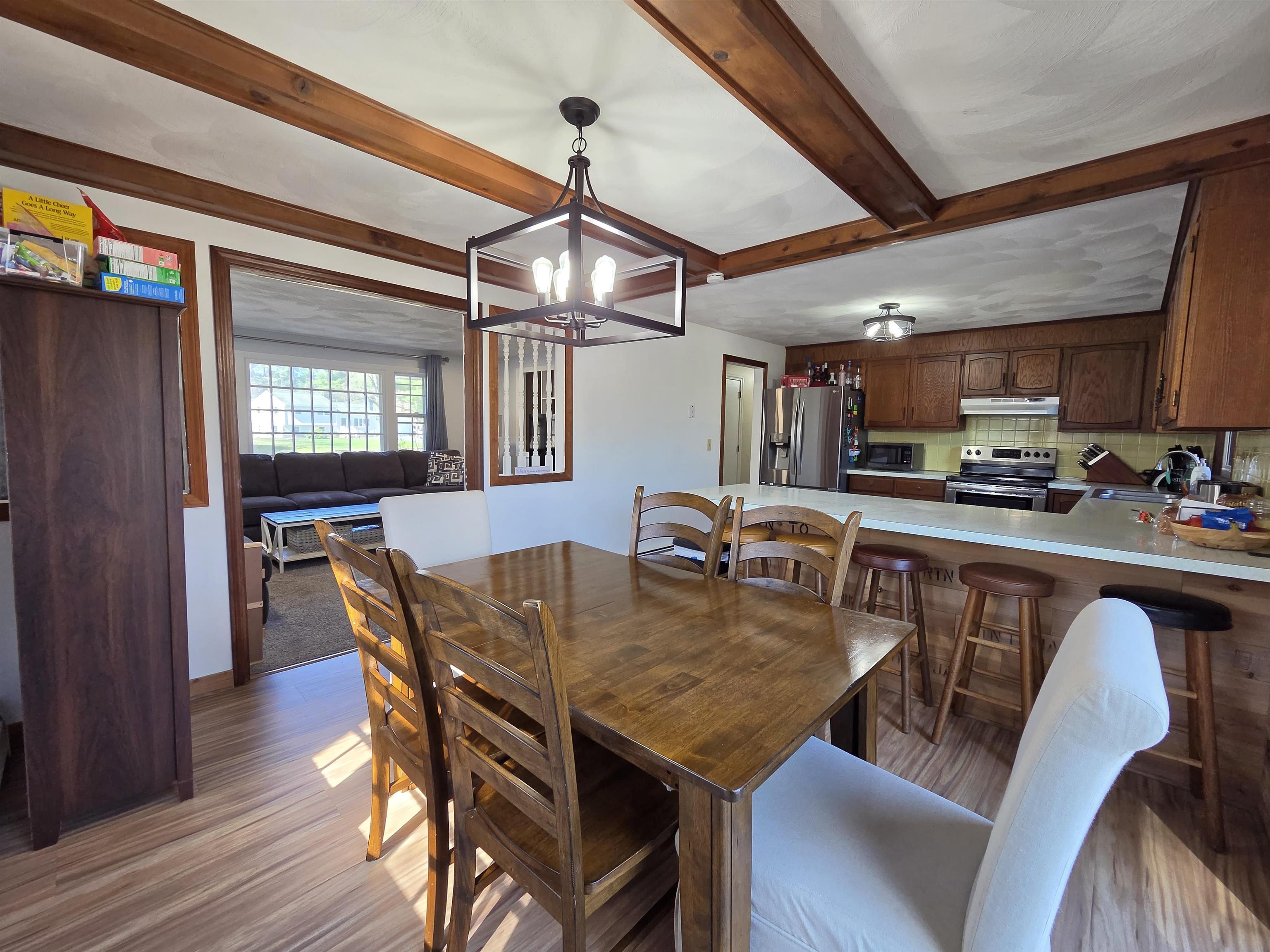 22 Tokanel Road Windham, NH 03087 - Photo 8 of 24