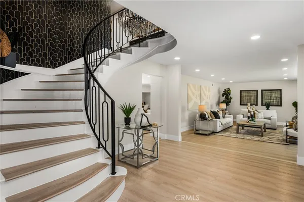 $5,199,000 | 10282 Old Lamplighter Lane, Villa Park, CA 92861