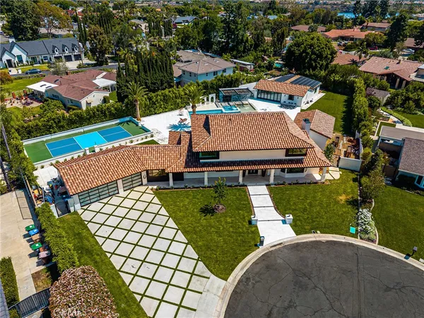 $5,199,000 | 10282 Old Lamplighter Lane, Villa Park, CA 92861