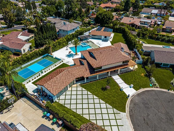 $5,199,000 | 10282 Old Lamplighter Lane, Villa Park, CA 92861