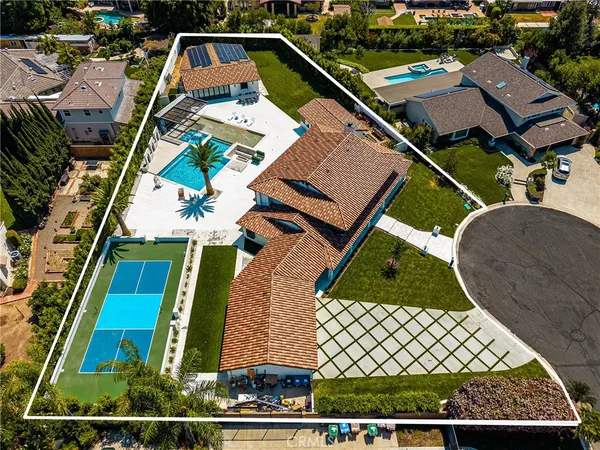 $5,199,000 | 10282 Old Lamplighter Lane, Villa Park, CA 92861