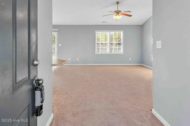 $1,600 | 105 Gamble Way, Hubert, NC 28539