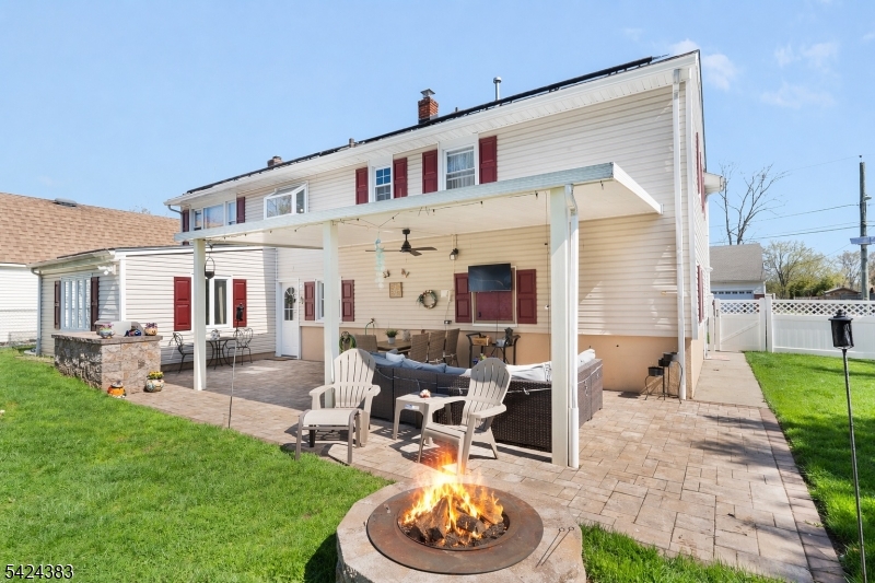 68 Doris Way Clark, NJ 07066 - Photo 26 of 35