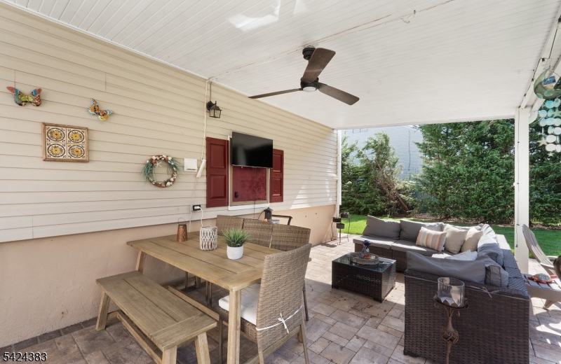 68 Doris Way Clark, NJ 07066 - Photo 27 of 35