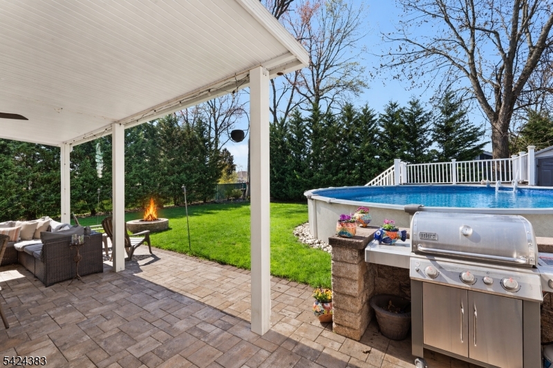 68 Doris Way Clark, NJ 07066 - Photo 28 of 35
