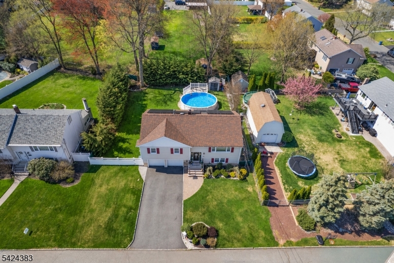 68 Doris Way Clark, NJ 07066 - Photo 31 of 35