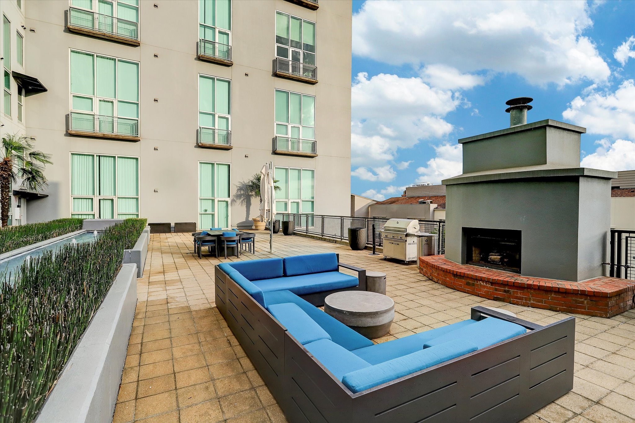 2000 Bagby Street, Unit 5400 Houston, TX 77002 - Photo 35 of 47 Hang out with friends and family on the outdoor Terrace Fireplace!