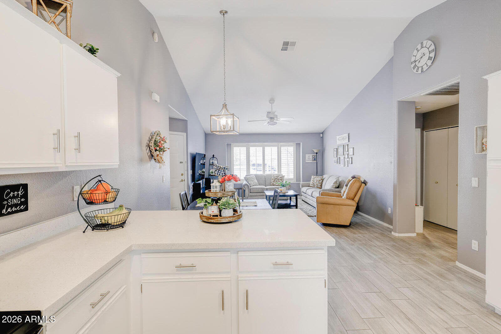 860 North McQueen Road, Unit 1007 Chandler, AZ 85225 - Photo 8 of 19 Greatroom