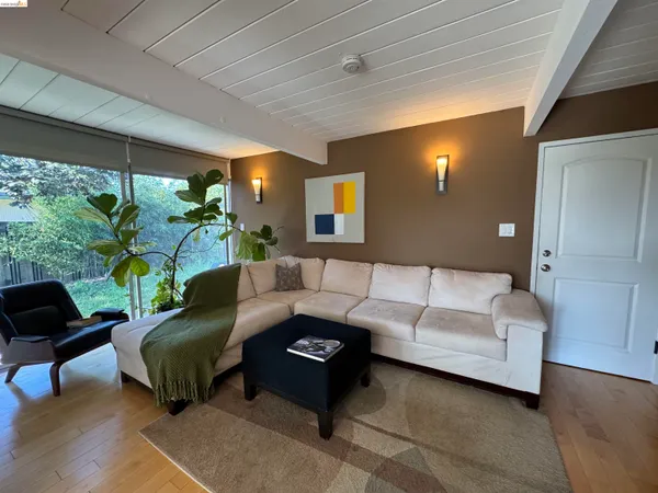 $5,000 | 5559 Greenridge Road, Castro Valley, CA 94552