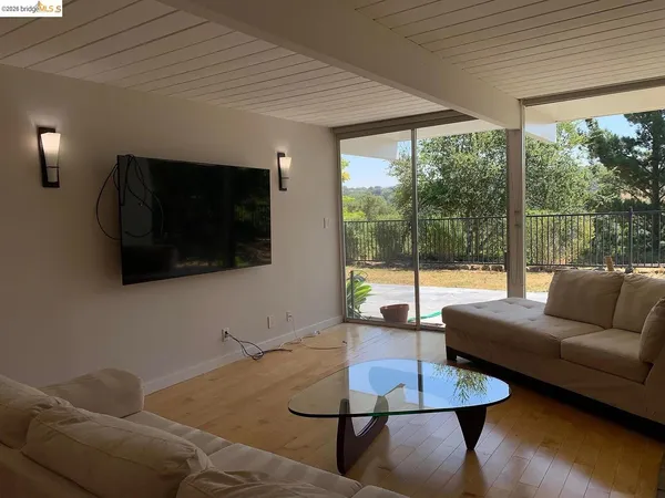 $5,000 | 5559 Greenridge Road, Castro Valley, CA 94552