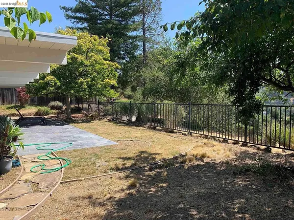 $5,000 | 5559 Greenridge Road, Castro Valley, CA 94552