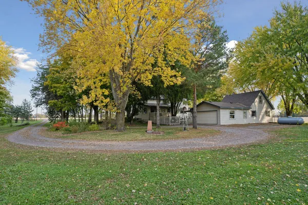 $449,900 | 4113 County Road 33 Southeast, Buffalo, MN 55313