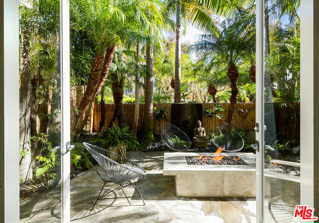 135 Mast Mall Marina del Rey, CA 90292 - Photo 10 of 32 a view of house with backyard and outdoor seating