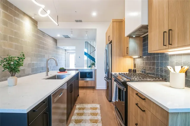 $599,000 | 700 Denson Drive, Unit 1104, Austin, TX 78752