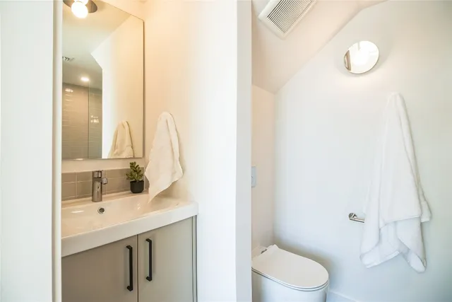 $599,000 | 700 Denson Drive, Unit 1104, Austin, TX 78752