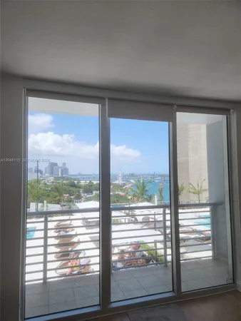 $2,200 | 325 South Biscayne Boulevard, Unit 1420, Miami, FL 33131