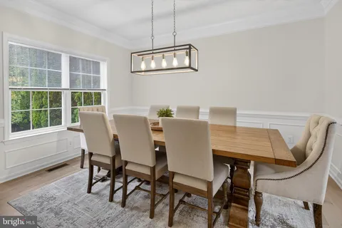 $824,900 | 242 Fox Chase Street, Warrenton, VA 20186