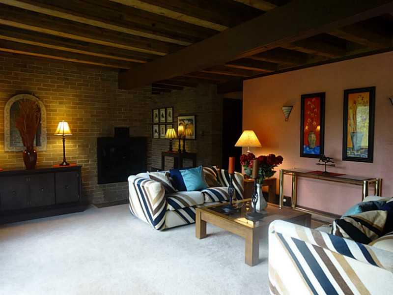 Living Room. 