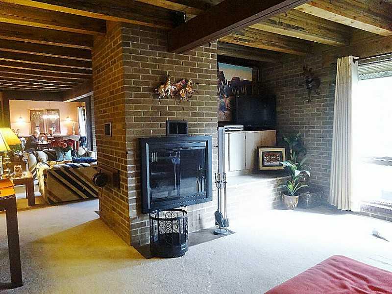 Family Room. 