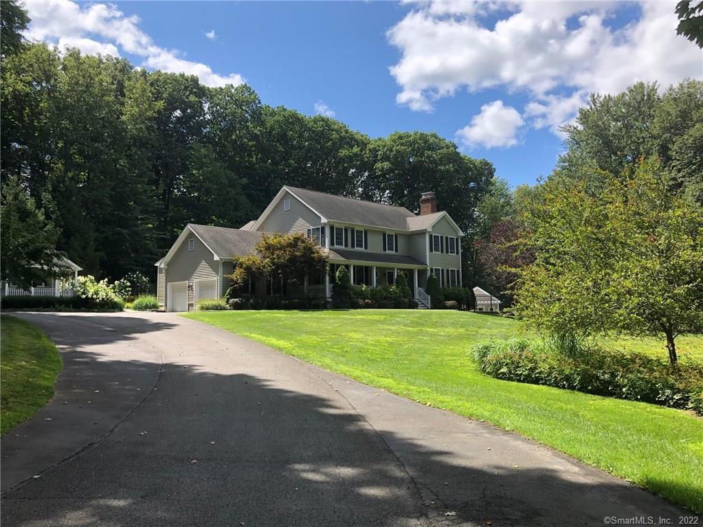 194 Old Stagecoach Road Ridgefield, CT 06877 - Photo 1 of 1