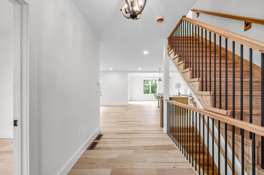 49 Balsam Hl Road Ludlow, MA 01056 - Photo 4 of 42