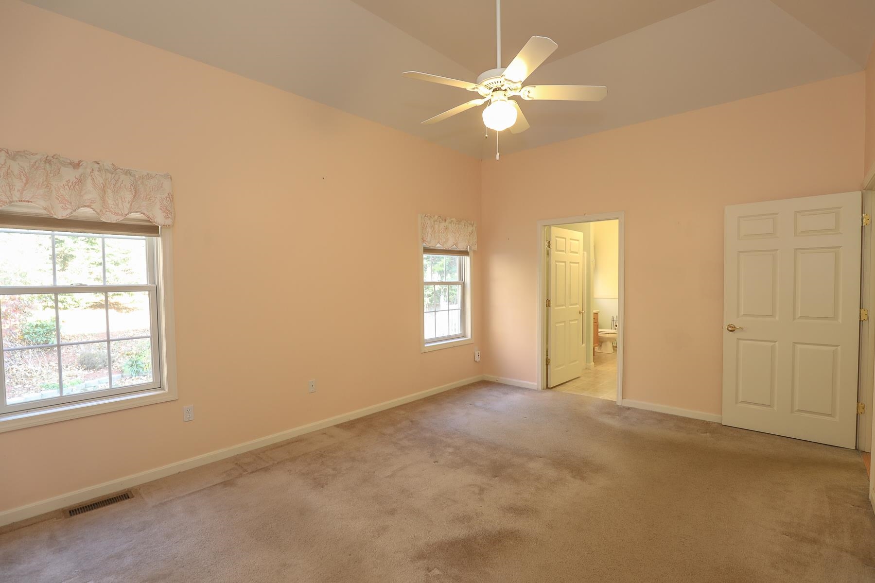 16 Carriage Road, Unit 16 Litchfield, NH 03052 - Photo 16 of 28