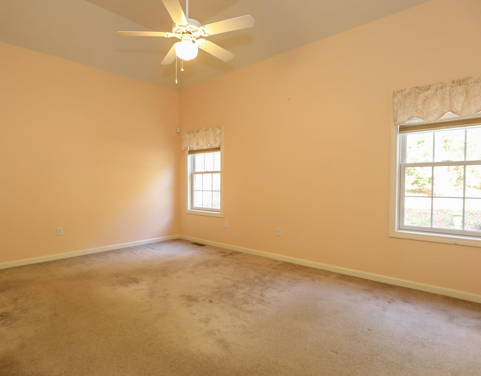 16 Carriage Road, Unit 16 Litchfield, NH 03052 - Photo 21 of 28
