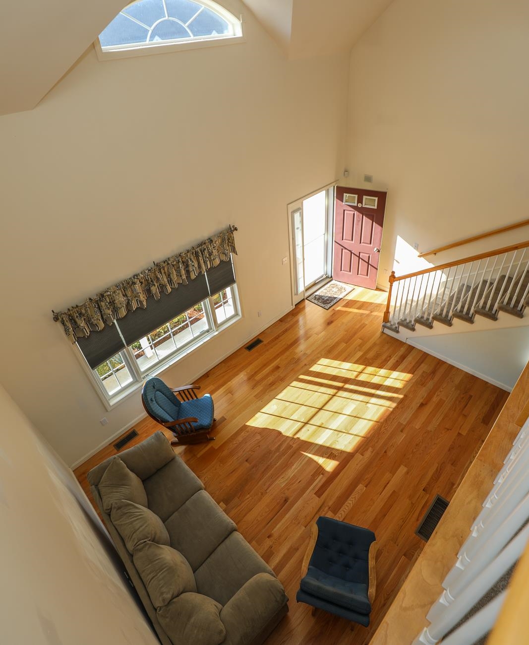 16 Carriage Road, Unit 16 Litchfield, NH 03052 - Photo 4 of 28